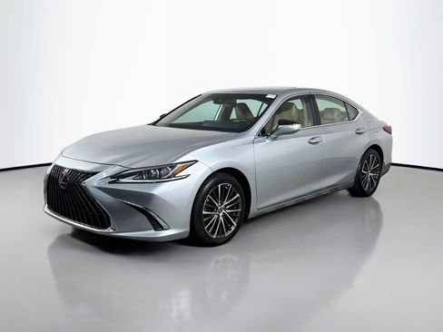Used 2022 Lexus ES 350 w/ Premium Package FWD image 4