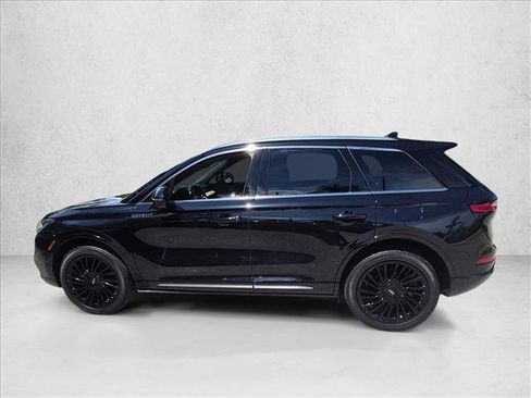 Used 2022 Lincoln Corsair Reserve w/ Equipment Group 201A FWD image 9