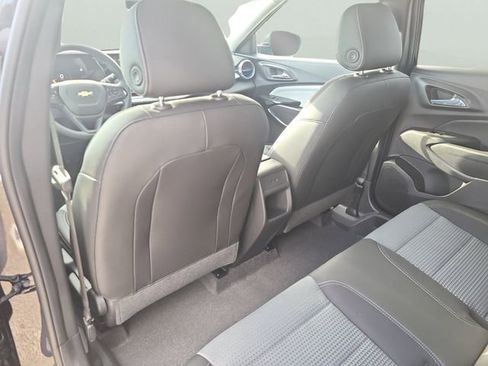 New 2026 Chevrolet Trax LT image 15