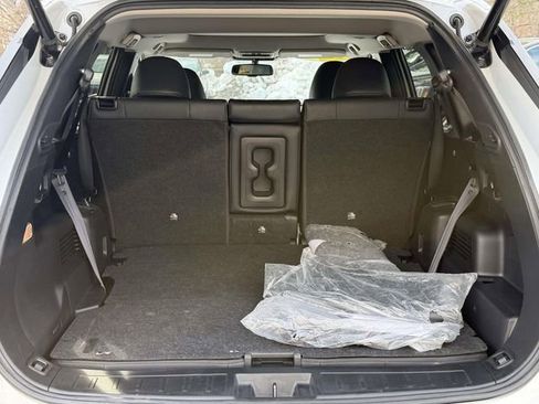 Used 2024 Mitsubishi Outlander SEL Black Edition image 11