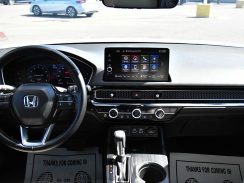 Used 2024 Honda Civic Touring image 41