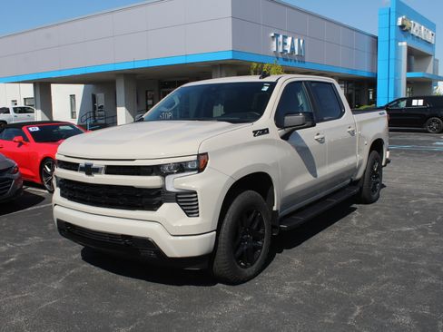 New 2026 Chevrolet Silverado 1500 RST w/ True North Edition Plus AWD/4WD image 7