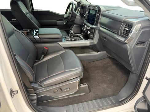 Used 2022 Ford F150 Lariat AWD/4WD image 16