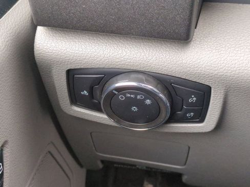 Used 2022 Ford F250 XL w/ STX Appearance Package image 27