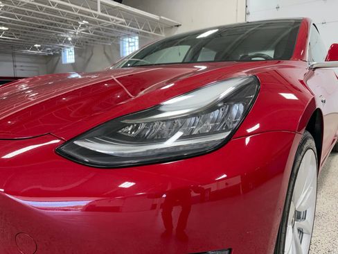 Used 2018 Tesla Model 3 Mid Range image 5