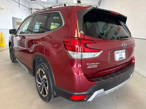 Used 2023 Subaru Forester Touring AWD/4WD image 4