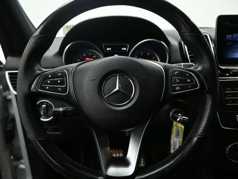 Used 2019 Mercedes-Benz GLE 400 4MATIC image 12