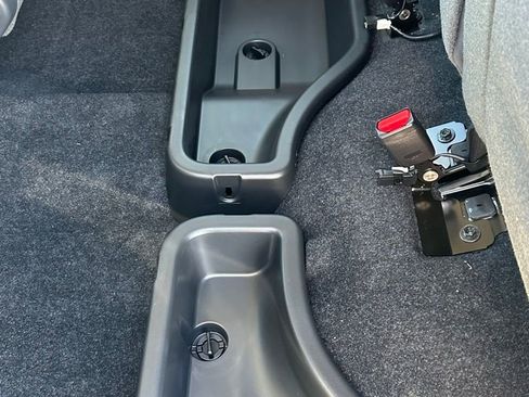 New 2025 Nissan Frontier SV image 43