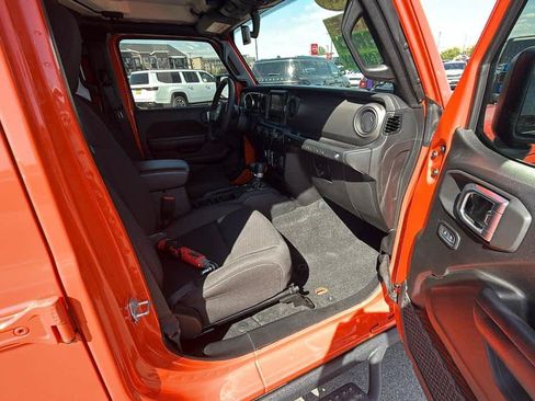 Used 2023 Jeep Wrangler Unlimited w/ 8.4" Radio Group AWD/4WD image 38