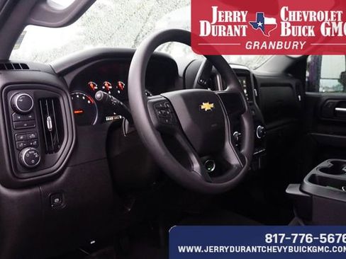 Used 2025 Chevrolet Silverado 2500 Custom w/ Custom Value Package image 19