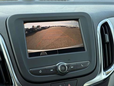 Used 2024 Chevrolet Equinox LT image 25