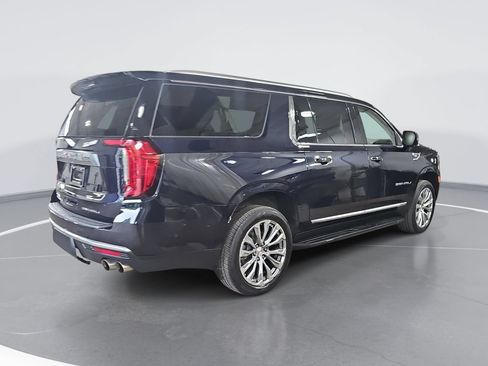 Certified 2024 GMC Yukon XL Denali w/ Advanced Technology Package AWD/4WD image 3