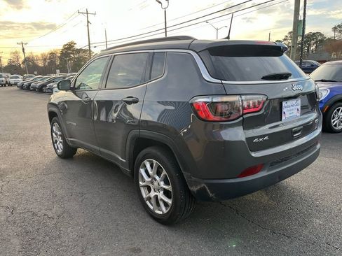 Used 2024 Jeep Compass Latitude image 5