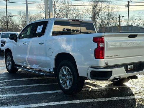Used 2019 Chevrolet Silverado 1500 High Country w/ Technology Package image 8