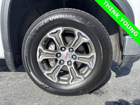 Used 2025 GMC Sierra 1500 SLT image 9