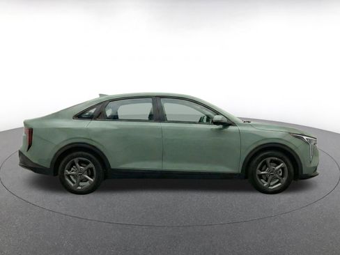 Used 2025 Kia K4 FWD image 10