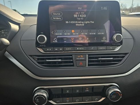 New 2025 Nissan Altima 2.5 S image 16