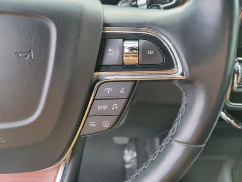 Used 2024 Lincoln Navigator Premiere image 30