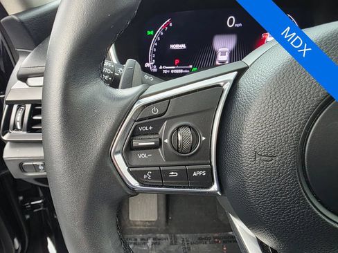 Used 2024 Acura MDX SH-AWD w/ Technology Package image 20