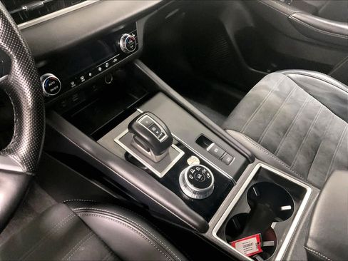 Used 2024 Mitsubishi Outlander SE image 20