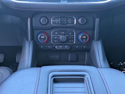 Used 2024 Chevrolet Suburban RST w/ Sport Performance Package RWD image 22
