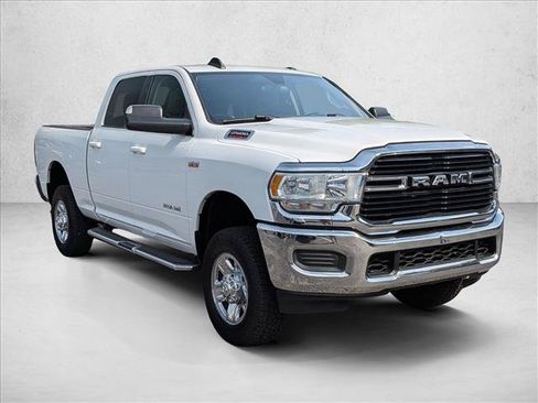 Used 2020 RAM 2500 Big Horn AWD/4WD image 3