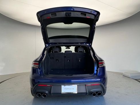 Certified 2023 Porsche Macan Turbo AWD/4WD image 20