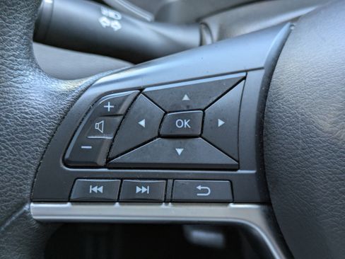 Used 2021 Nissan Altima 2.5 SV FWD image 13