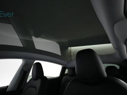 Used 2026 Tesla Model Y Long Range AWD/4WD image 25