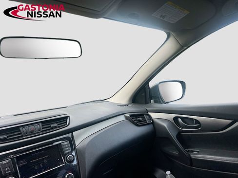 Used 2019 Nissan Rogue Sport S w/ Appearance Package AWD/4WD image 29