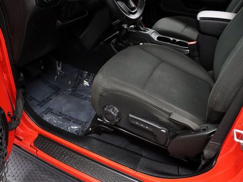 Used 2018 Jeep Wrangler Unlimited Sport S image 23