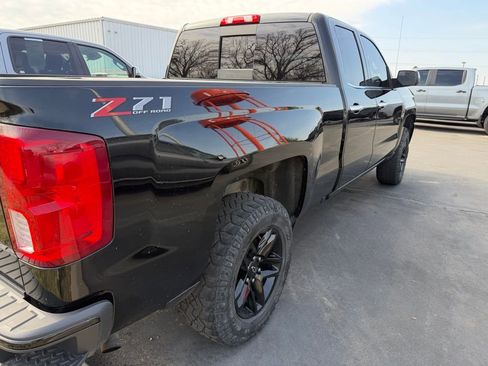Used 2018 Chevrolet Silverado 1500 LTZ Z71 w/ LTZ Plus Package image 6