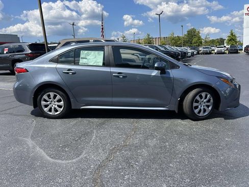 New 2026 Toyota Corolla LE FWD image 2