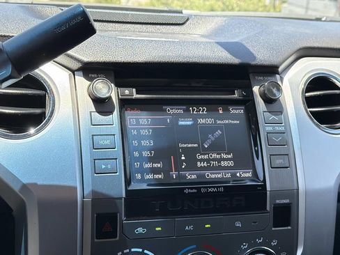 Used 2017 Toyota Tundra SR5 RWD image 13
