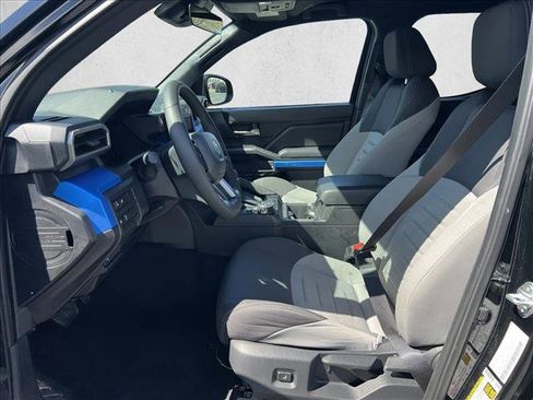 Certified 2025 Toyota Tacoma TRD Off-Road image 10