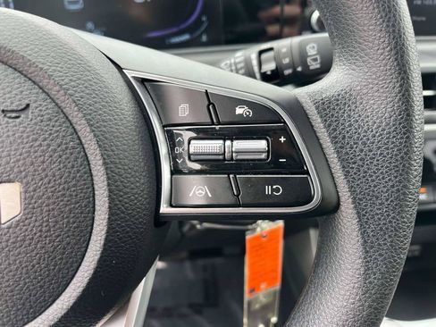 Used 2026 Kia Seltos LX FWD image 17