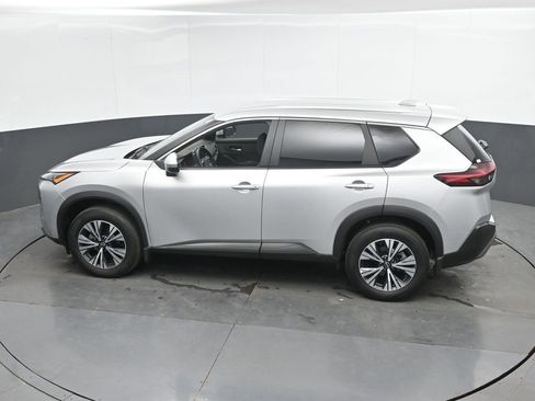 Used 2022 Nissan Rogue SV AWD/4WD image 36