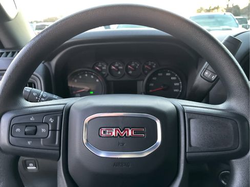 Certified 2025 GMC Sierra 2500 Pro w/ Convenience Package image 12