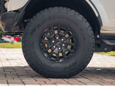 Used 2024 Ford Bronco Raptor image 13