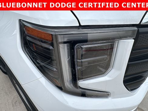 Used 2024 GMC Sierra 1500 Pro w/ Pro Value Package image 10