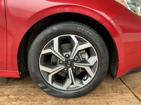 Used 2021 Kia Forte LXS image 28