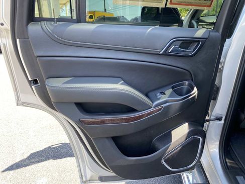 Used 2019 GMC Yukon SLT image 28