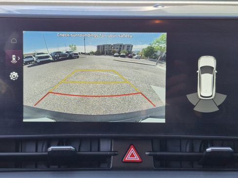 Used 2023 Kia Sportage EX image 28