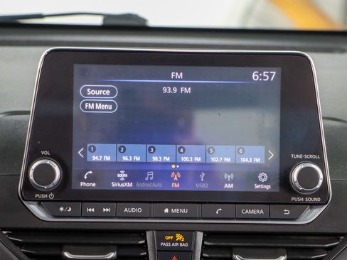 Used 2021 Nissan Altima 2.5 SR FWD image 19