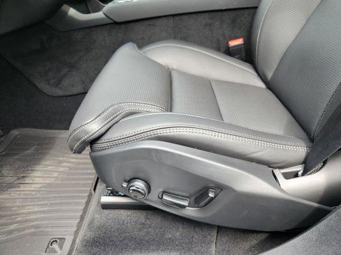 New 2026 Volvo XC90 B5 Ultra w/ Protection Package Premier AWD/4WD image 24