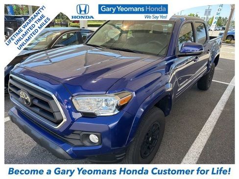 Used 2022 Toyota Tacoma SR5 w/ Technology Package image 1