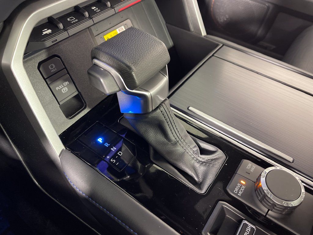 Used 2023 Toyota Tundra Platinum AWD/4WD image 22