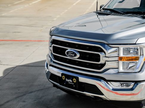 Used 2023 Ford F150 XLT w/ XTR Package image 26