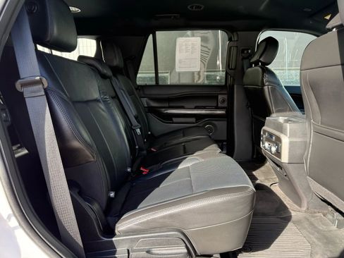 Used 2018 Ford Expedition XLT w/ Equipment Group 202A image 11