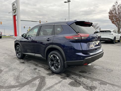 New 2026 Nissan Rogue SV w/ SV Premium Package image 7